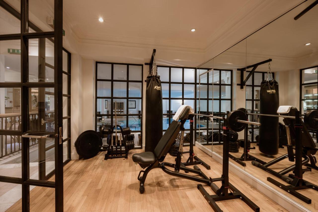 Schlosshotel Berlin Eksteriør bilde The gym at The Ivy Collection