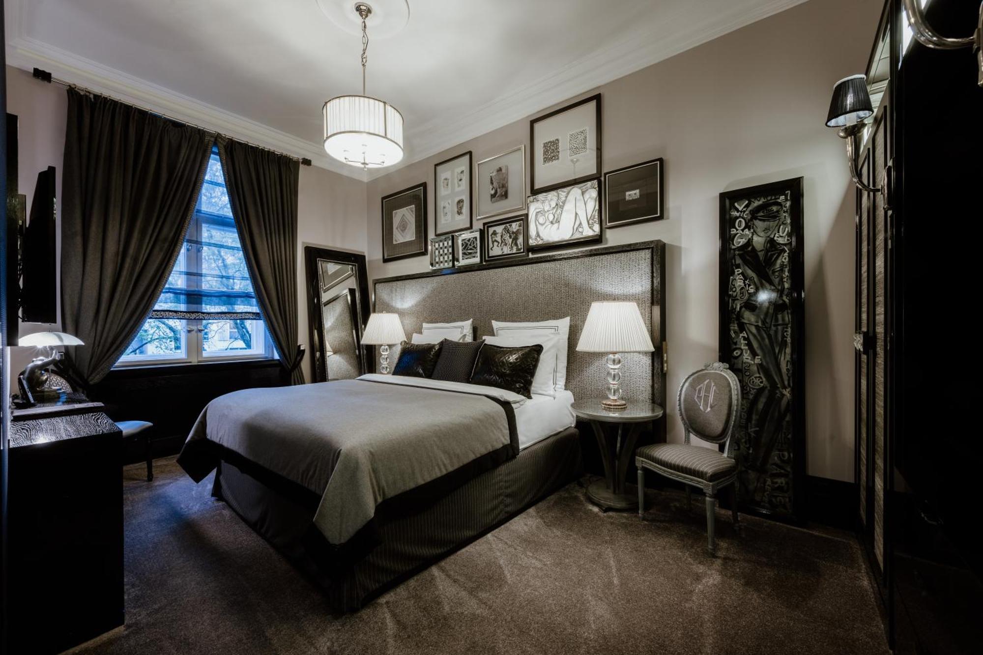 Schlosshotel Berlin Eksteriør bilde A bedroom at the hotel
