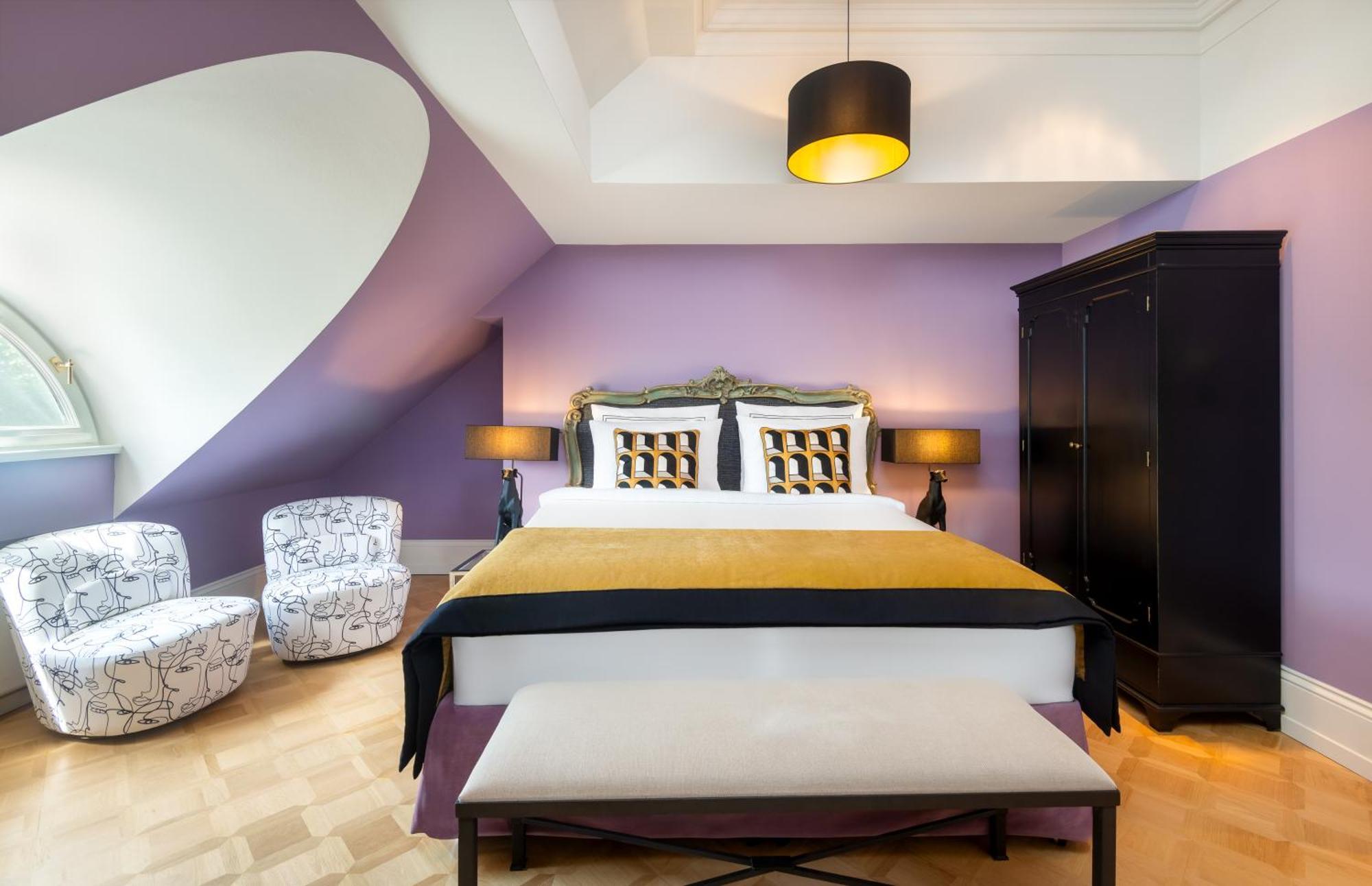 Schlosshotel Berlin Eksteriør bilde A bedroom at the hotel